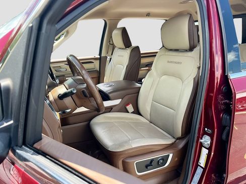 Used 2021 RAM 1500 Laramie w/ Advanced Safety Group AWD/4WD image 21
