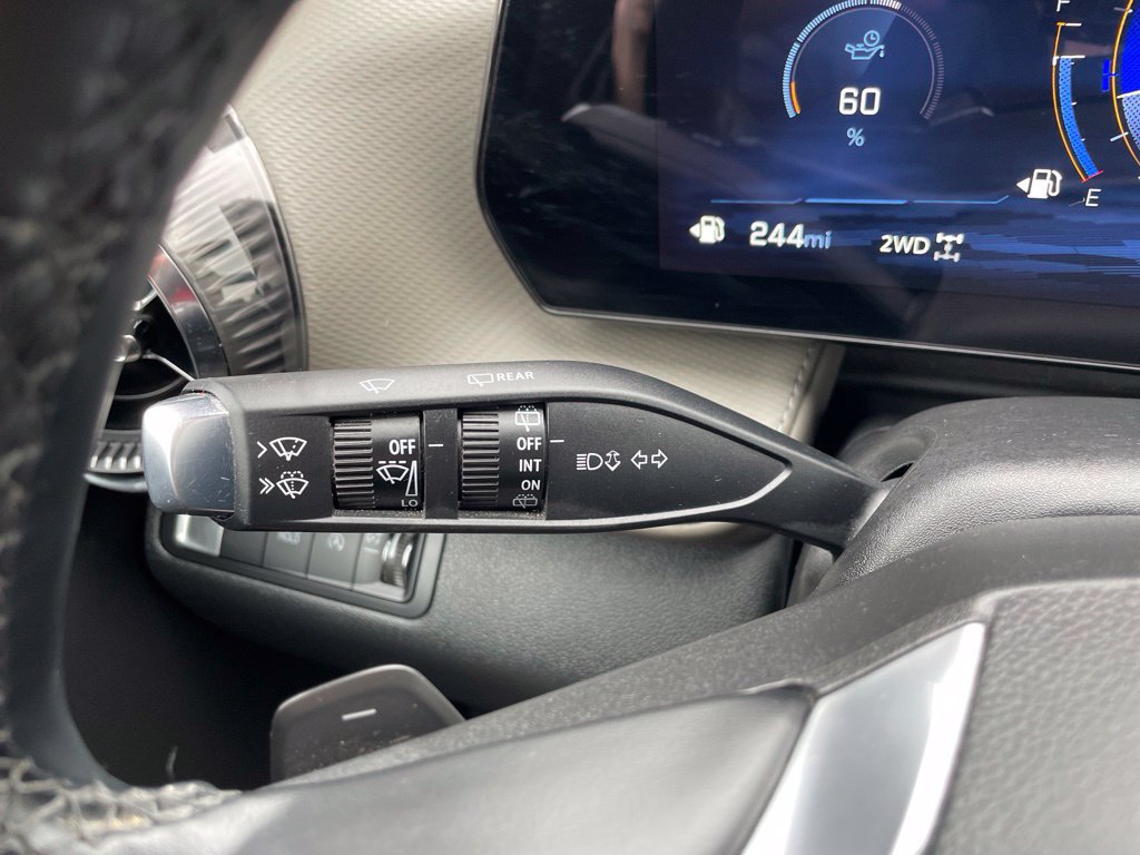 Used 2025 Chevrolet Equinox LT w/ Convenience Package II AWD/4WD image 17