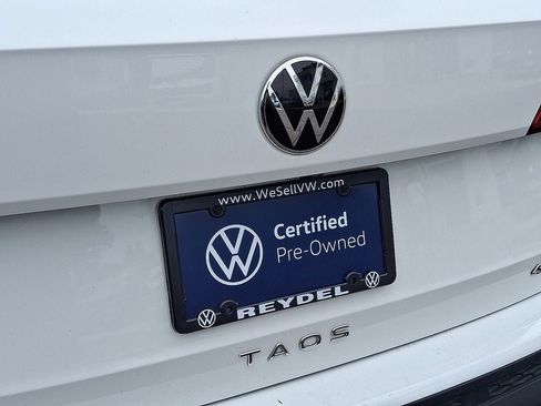 Certified 2022 Volkswagen Taos SE AWD/4WD image 30