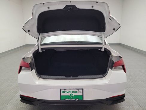 Used 2022 Hyundai Elantra SEL FWD image 29