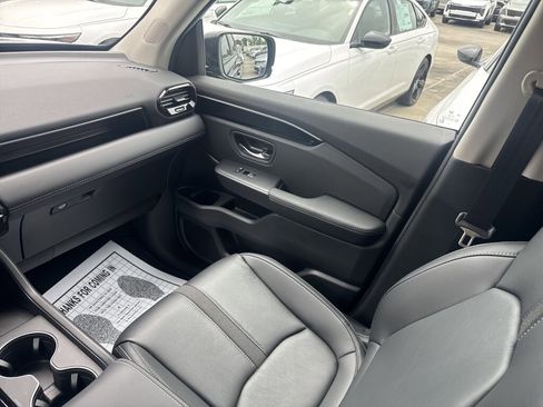 Certified 2026 Honda Pilot EX-L image 19