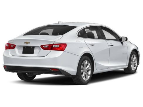 Used 2024 Chevrolet Malibu LT FWD image 2
