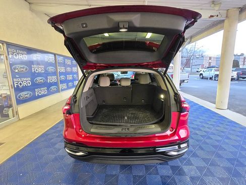 Used 2024 Lincoln Nautilus Premier w/ Equipment Group 102A image 8