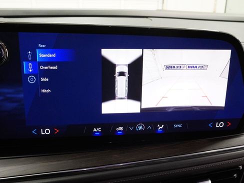 Used 2025 Chevrolet Suburban LS RWD image 15