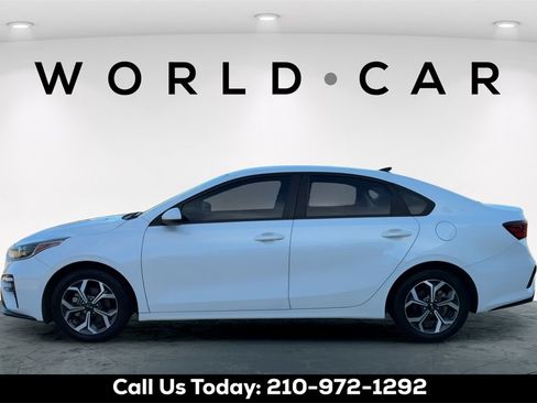 Used 2021 Kia Forte LXS image 6