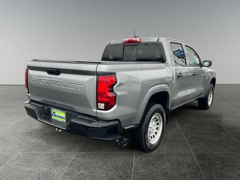 Used 2025 Chevrolet Colorado W/T image 7