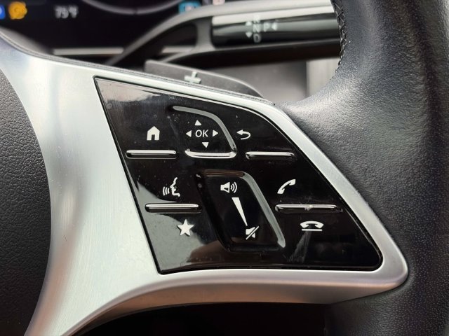 Used 2023 Mercedes-Benz GLC 300 4MATIC image 27