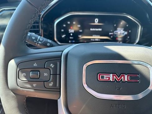 New 2026 GMC Sierra 2500 SLT w/ SLT Premium Package AWD/4WD image 28