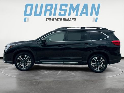 Used 2025 Subaru Ascent Limited AWD/4WD image 3