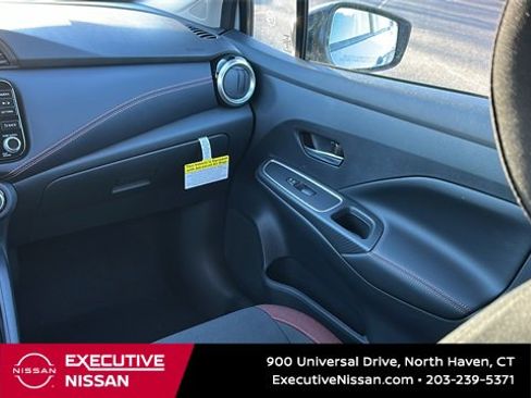 New 2025 Nissan Versa SR w/ Trunk Package image 20