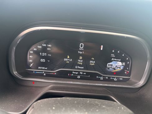 Used 2023 GMC Yukon AT4 image 16