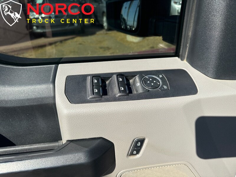 Used 2020 Ford F250 XL w/ Power Equipment Group RWD image 4