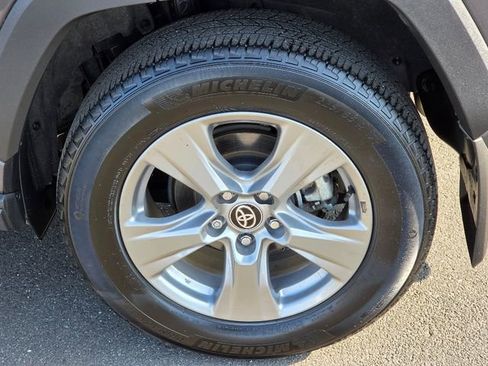 Used 2025 Toyota RAV4 XLE w/ Convenience Package AWD/4WD image 15