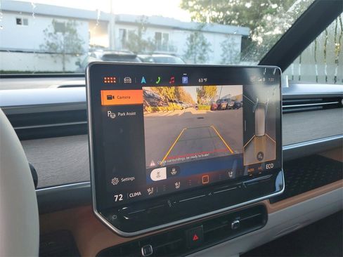 New 2025 Volkswagen ID. Buzz 1st Edition image 11