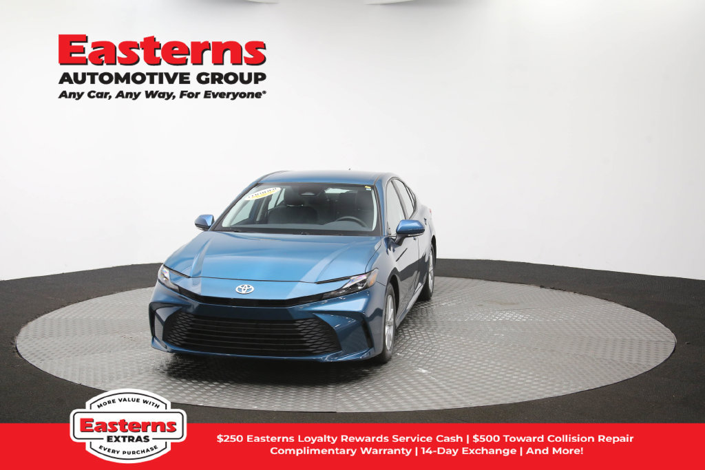 Used 2025 Toyota Camry LE FWD image 53