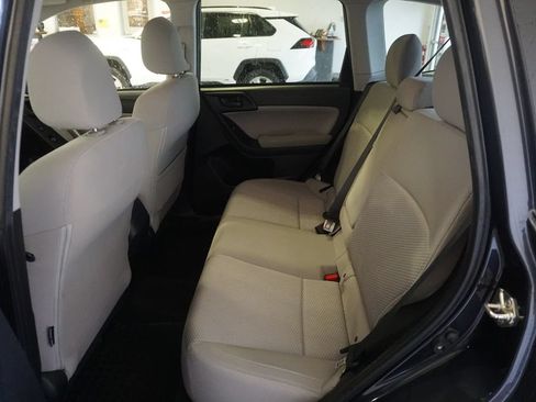 Used 2017 Subaru Forester 2.5i Premium w/ All-Weather Package AWD/4WD image 20
