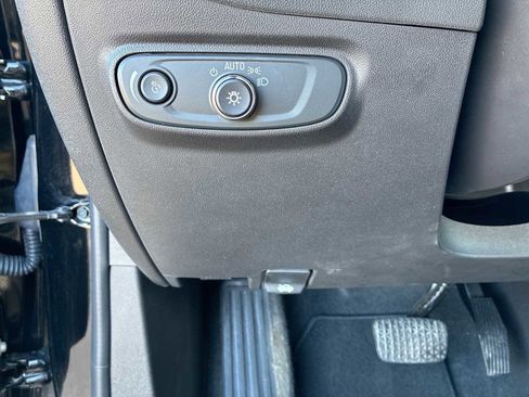 Certified 2024 Chevrolet Equinox LT image 17