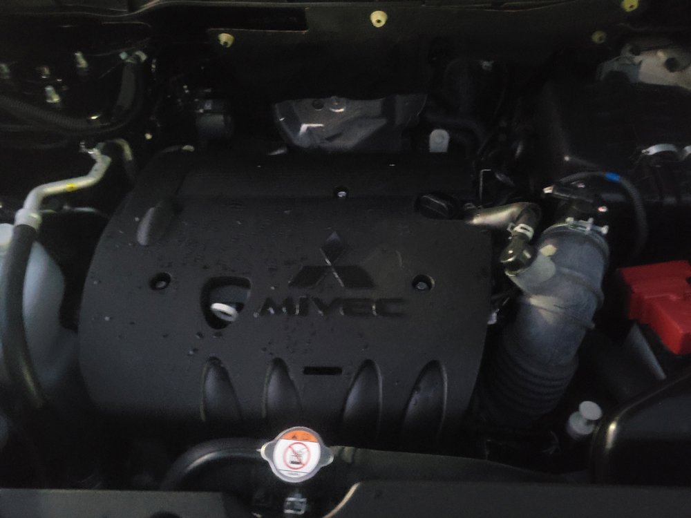 Used 2025 Mitsubishi Outlander Sport AWD image 30