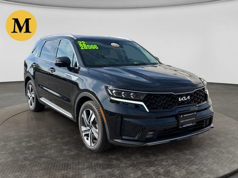 Certified 2022 Kia Sorento SX Prestige w/ Panoramic Sunroof Package AWD/4WD image 8