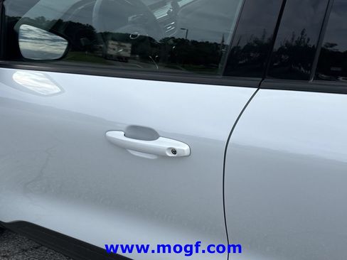 Used 2025 Ford Escape ST-Line FWD image 31