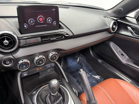 Used 2022 MAZDA MX-5 Miata RF Grand Touring w/ Weather Package RWD image 24