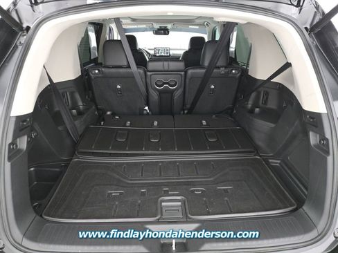 Certified 2025 Honda Pilot Touring image 20