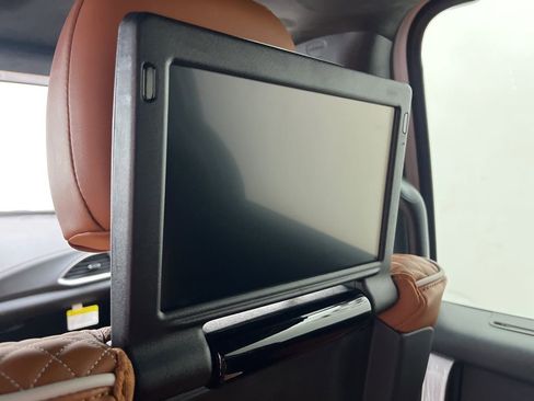 New 2026 Chrysler Pacifica Pinnacle image 9