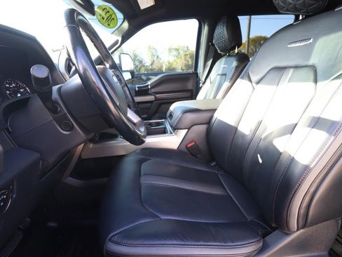 Used 2022 Ford F450 Platinum w/ FX4 Off-Road Package image 2