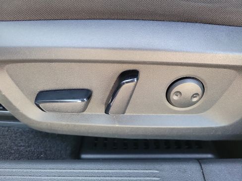 Certified 2023 Nissan Rogue SV AWD/4WD image 17