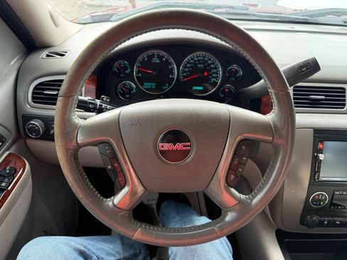 Used 2013 GMC Sierra 1500 SLT w/ LPO, Deluxe Chrome Package AWD/4WD image 21