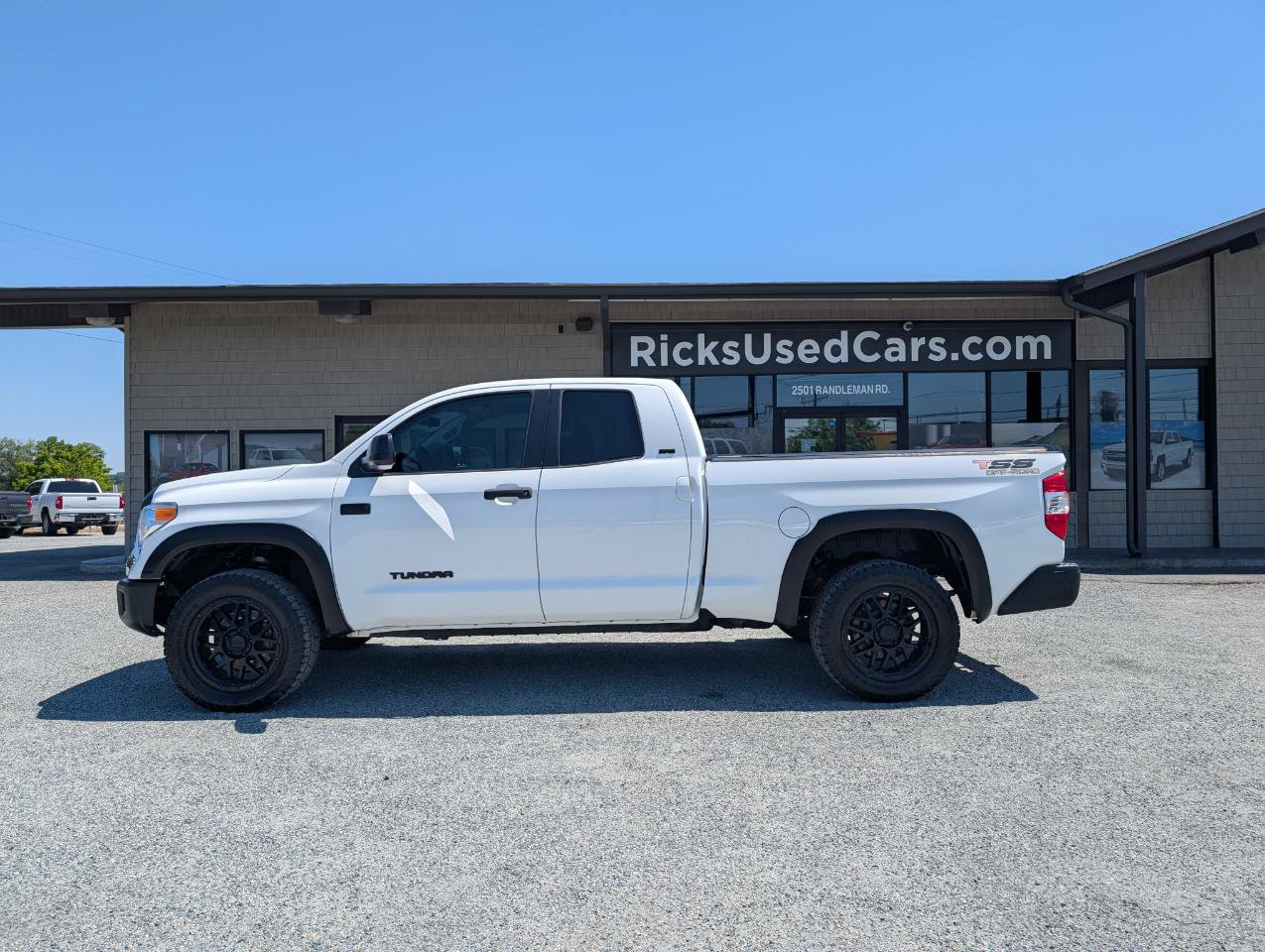 Used 2016 Toyota Tundra SR5 RWD image 11