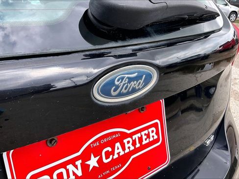 Used 2016 Ford Focus SE w/ Equipment Group 201A image 26