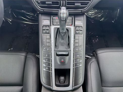 Used 2021 Porsche Macan GTS image 20