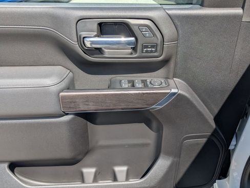 Certified 2023 Chevrolet Silverado 2500 LTZ image 19