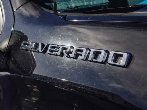 Used 2023 Chevrolet Silverado 1500 Custom image 8