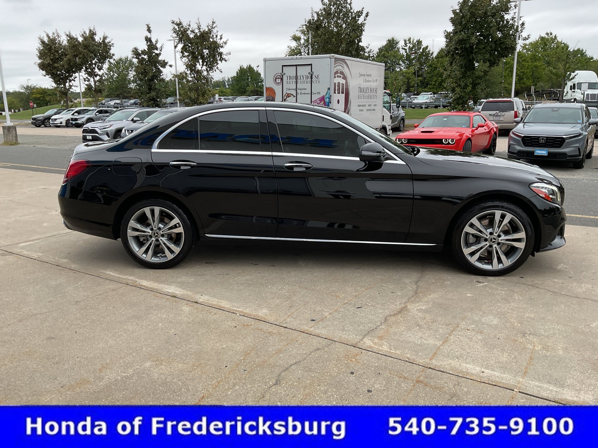 Used 2020 Mercedes-Benz C 300 4MATIC Sedan image 7