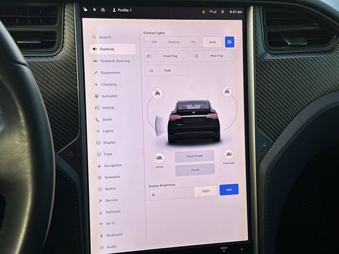 Used 2018 Tesla Model X 75D image 21