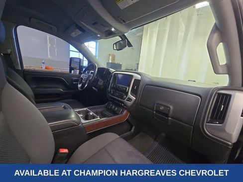 Used 2015 GMC Sierra 1500 SLE w/ SLE Value Package image 38