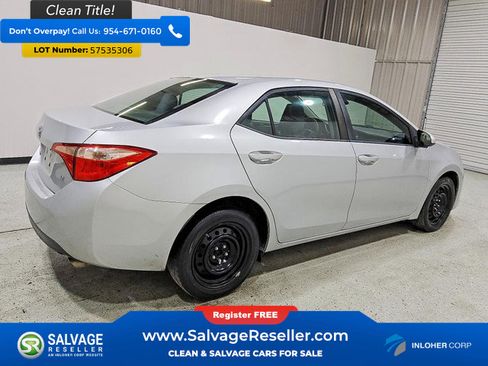 Used 2017 Toyota Corolla LE FWD image 4