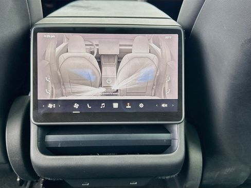 Used 2025 Tesla Model 3 Long Range RWD image 17