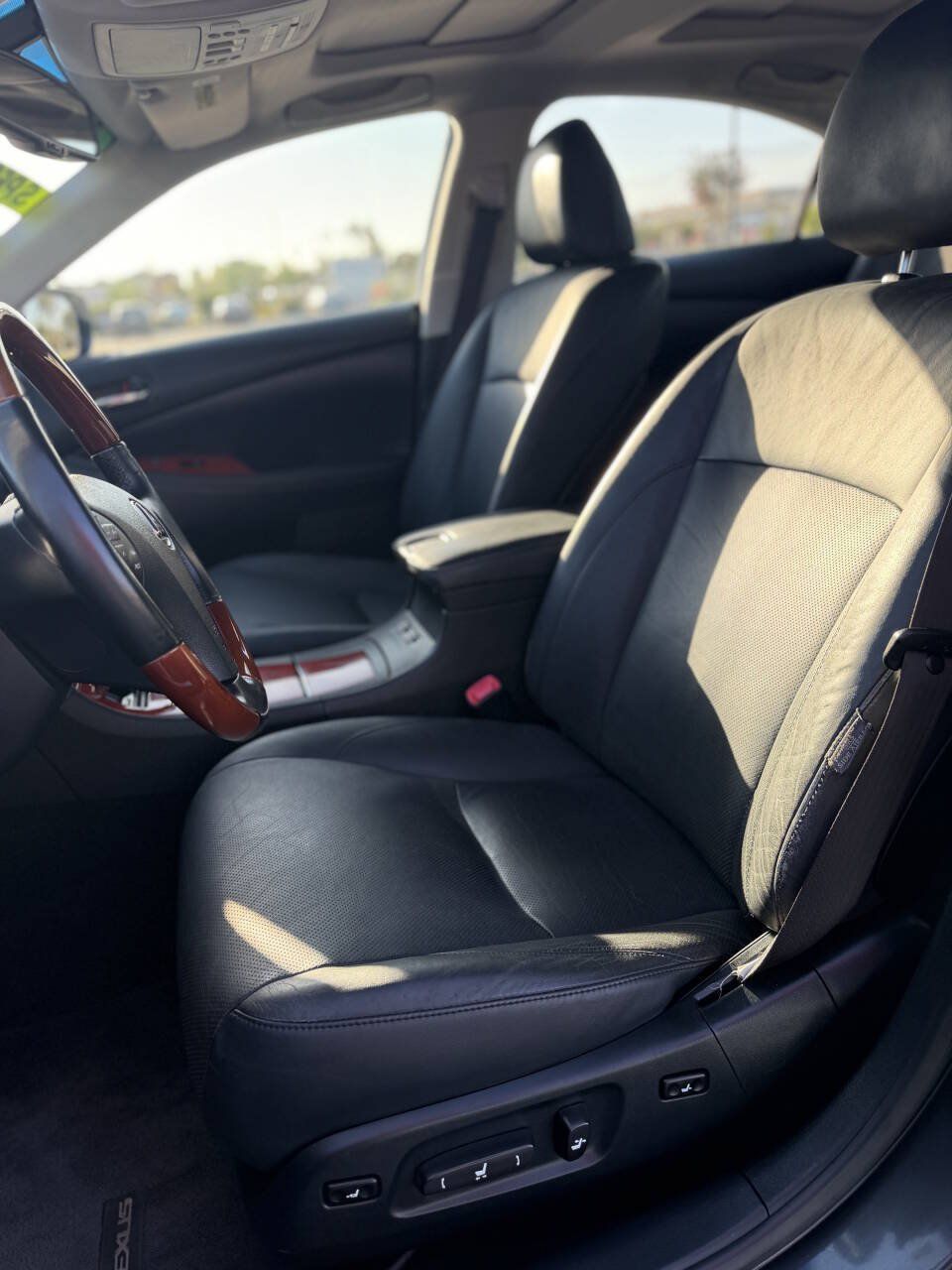 Used 2007 Lexus ES 350 w/ Ultra Luxury Pkg FWD image 14
