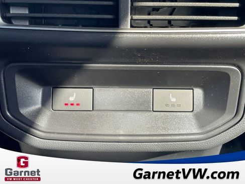 New 2026 Volkswagen Atlas Cross Sport SEL Premium R-Line image 40