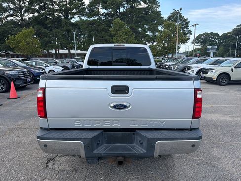 Used 2016 Ford F250 Lariat w/ Lariat Ultimate Package AWD/4WD image 6