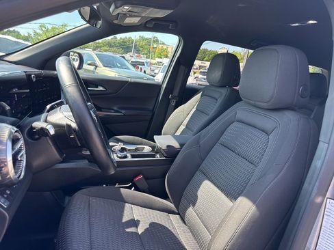 Used 2026 Chevrolet Equinox LT FWD image 14