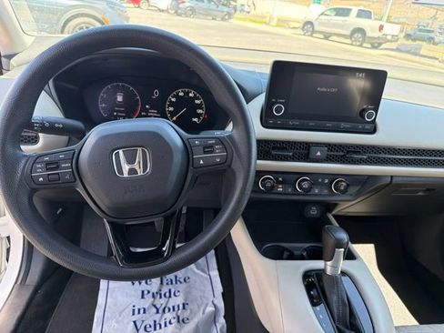 Used 2023 Honda HR-V LX image 16