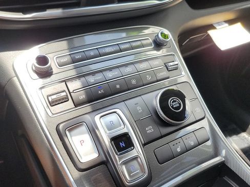 Certified 2023 Hyundai Santa Fe SEL FWD image 18