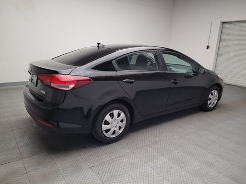Used 2017 Kia Forte LX FWD image 10