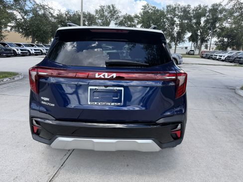 Certified 2024 Kia Seltos S FWD image 5