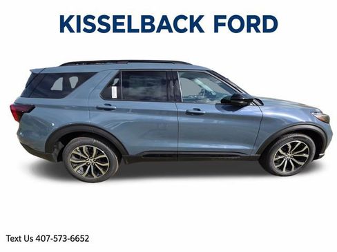 New 2026 Ford Explorer ST-Line image 2