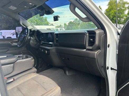 Used 2024 Chevrolet Silverado 2500 LT AWD/4WD image 20